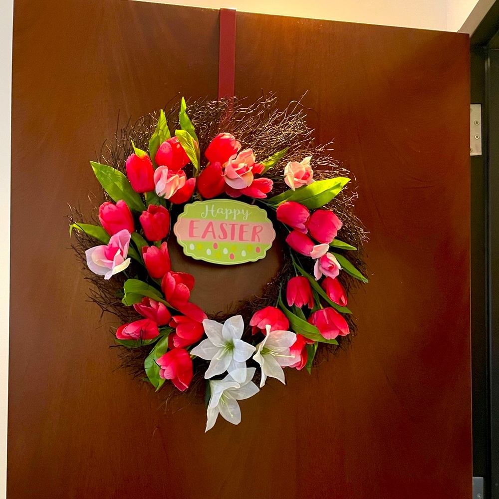 Beautiful custom Easter wreath. Brand new